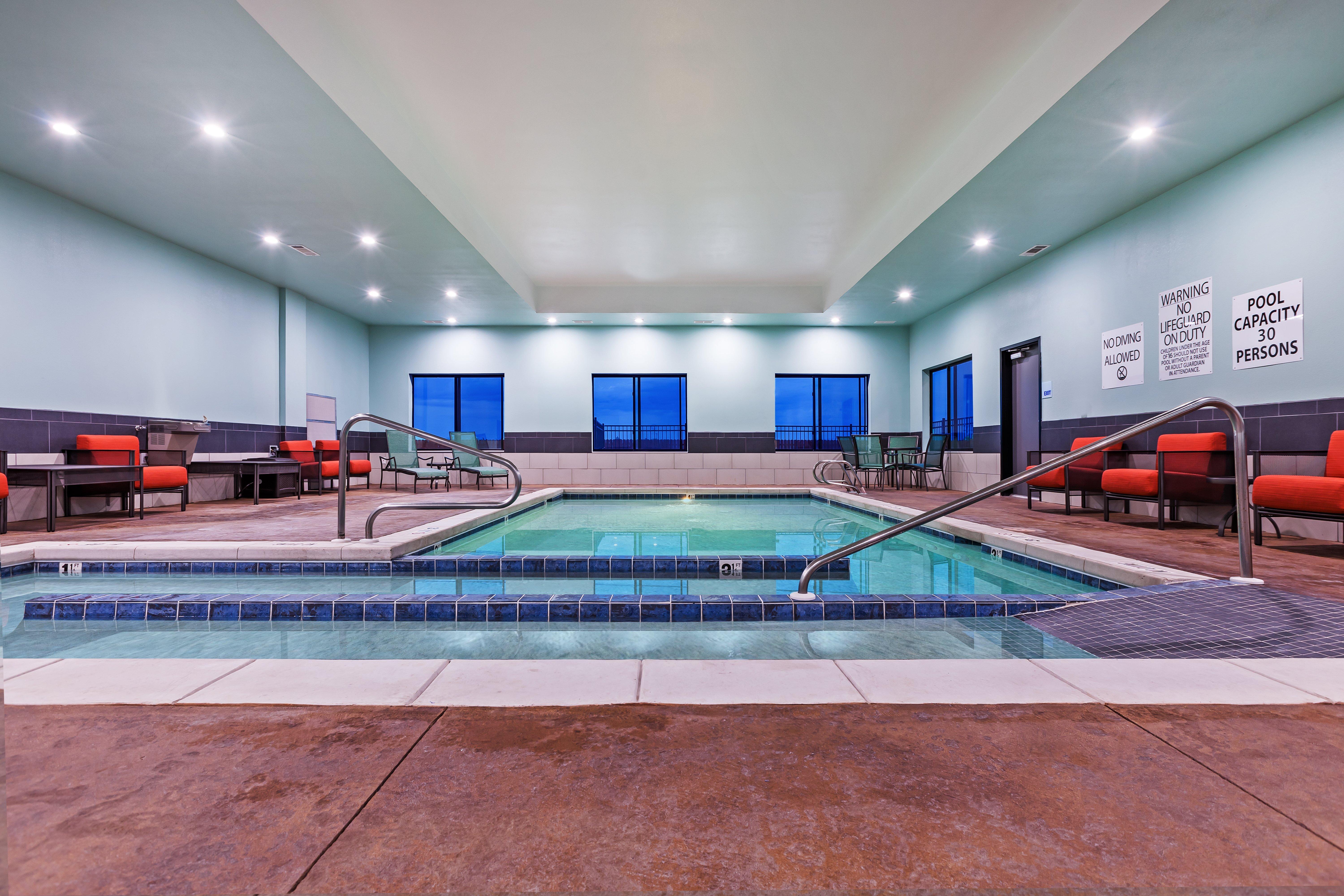 Holiday Inn Express & Suites Perryton By Ihg Lord Ngoại thất bức ảnh